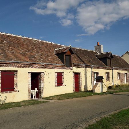 Gites Les Terriers Saint-Jean-Froidmentel エクステリア 写真